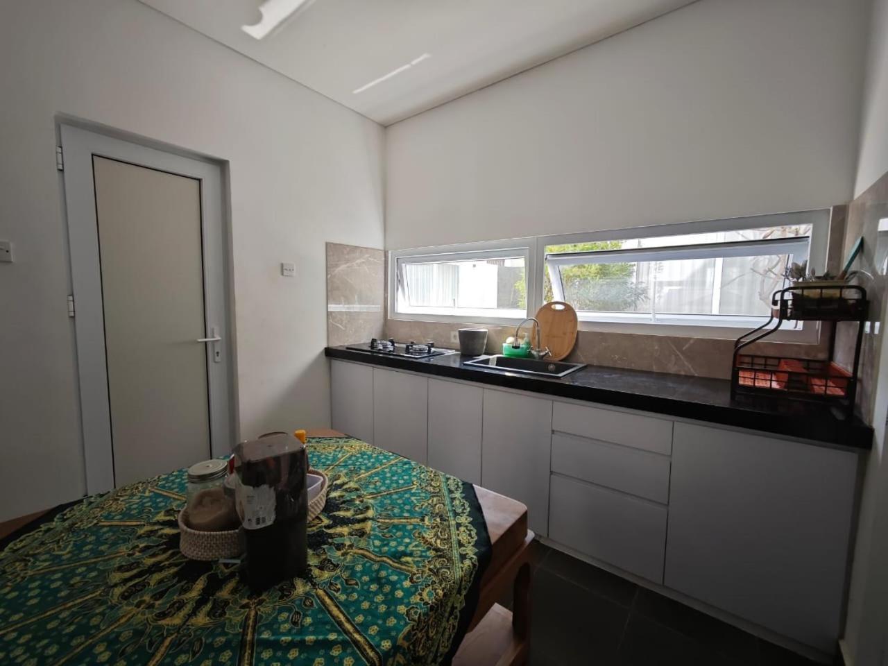 Rumah Menik Uluwatu Buitenkant foto